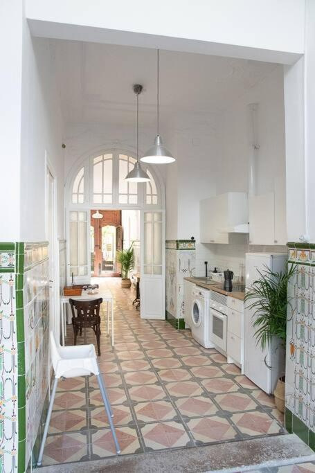 4 - Acogedora Habitacion Junto A Ruzafa Con Bano Privado Y Aire Acondicionado Walencja Zewnętrze zdjęcie